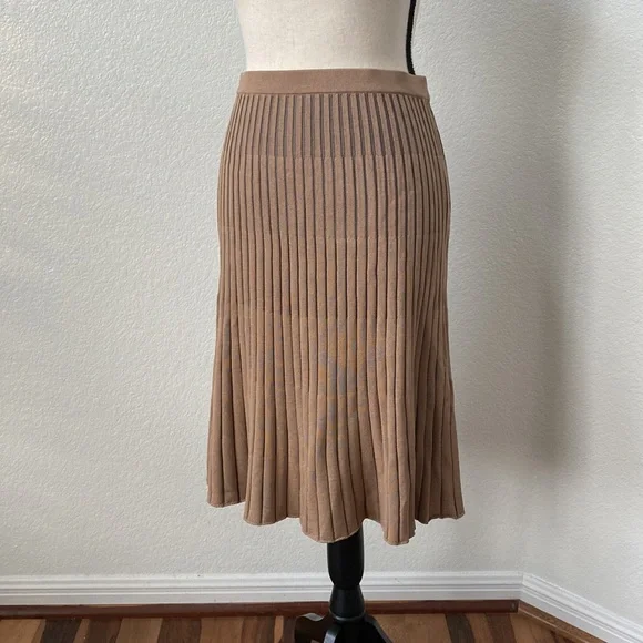 WORTH New York Knit Pleated Midi Skort Camel Tan Size Small - Picture 2 of 6